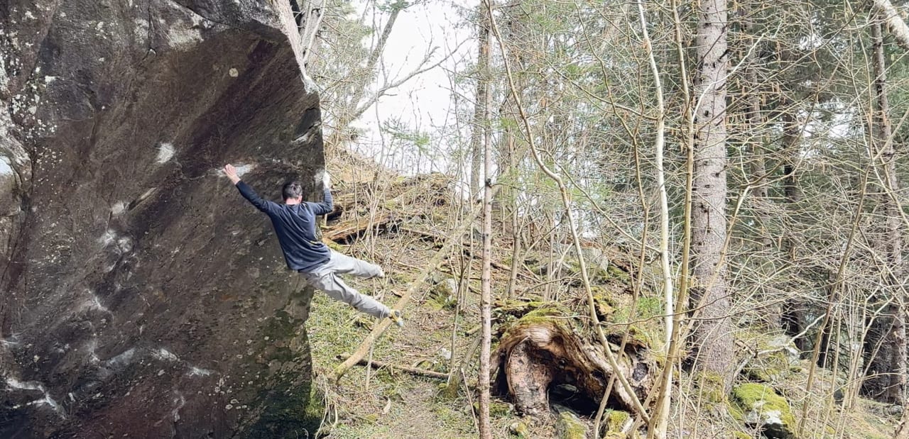 Nicolai Užnik on the first ascent of Bügelbrett 8C+ in Maltatal, Austria