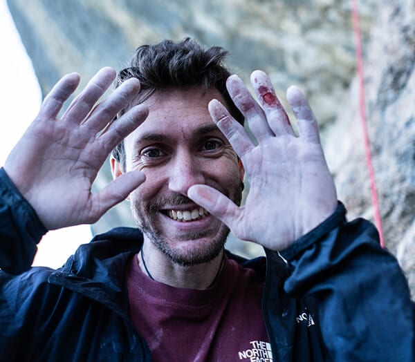 Stefano Ghisolfi on The Ratstaman Vibrations 9b in Céüse