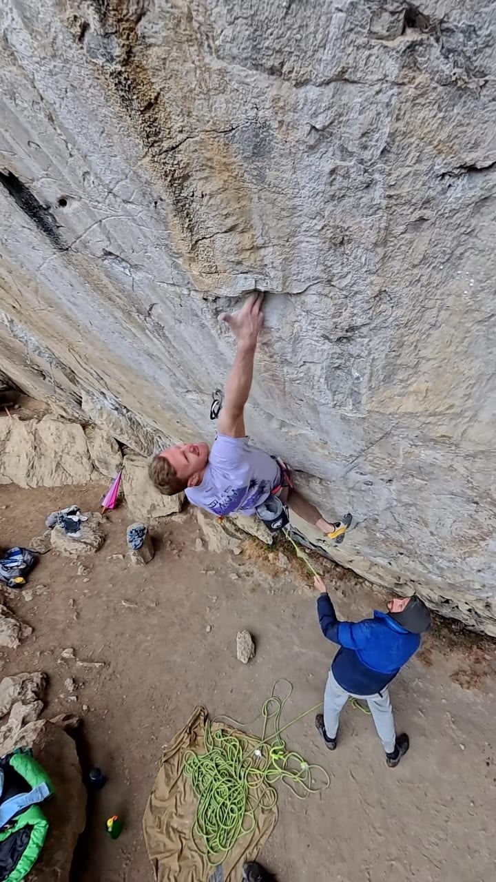 Jakob Schubert sends Mongo 9a at Schleier Wasserfall