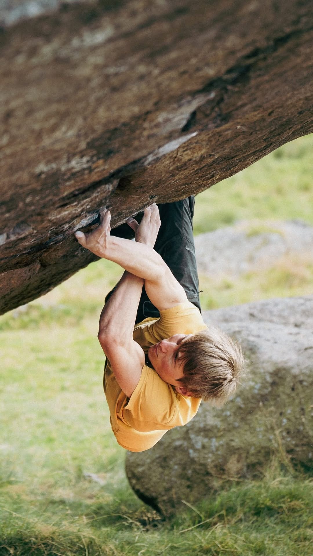 Alexander Megos flashes Tuataket 8B in Rogaland and questions the grade