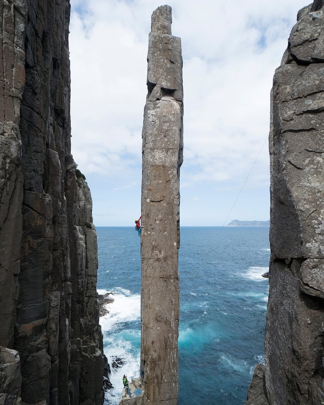 Sonnie Trotter climbing the Totem Pole sea stack in Tasmania