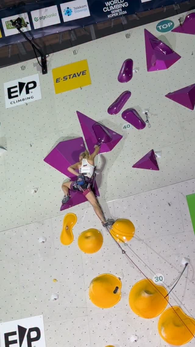 Janja Garnbret climbing in front of her home crowd in Koper